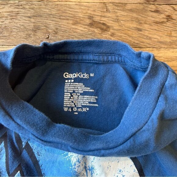 Boys bundle of three short sleeves tshirts size medium 8-10 - Picture 3 of 9